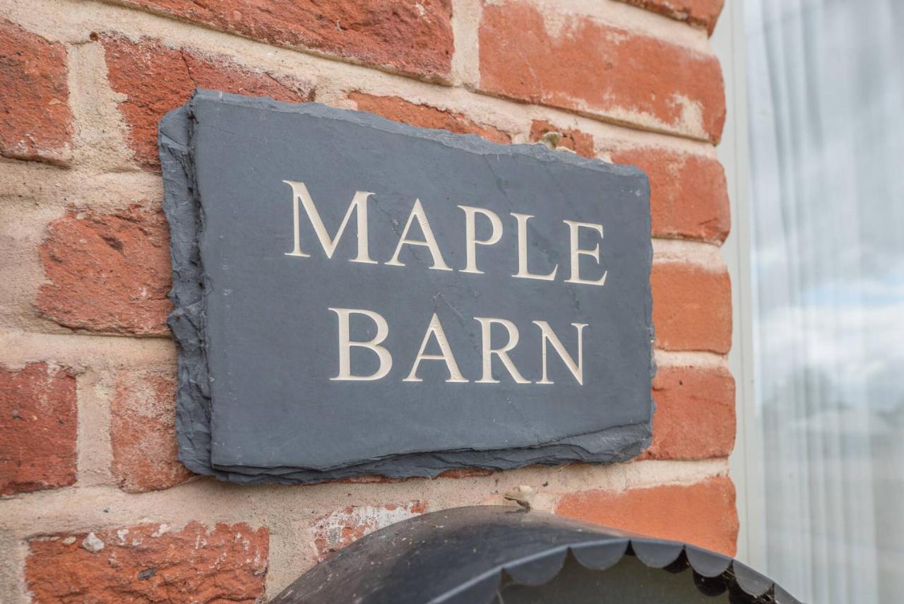 Maple Barn Rural Retreat NWI Exterior photo